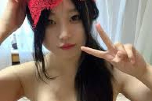 网红米娜身材震惊网络！未P生图曝光网友：难怪是连王思聪也得不到的人